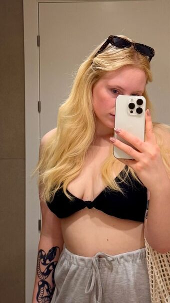 1998kitty Nøgen Lækager OnlyFans Foto 41