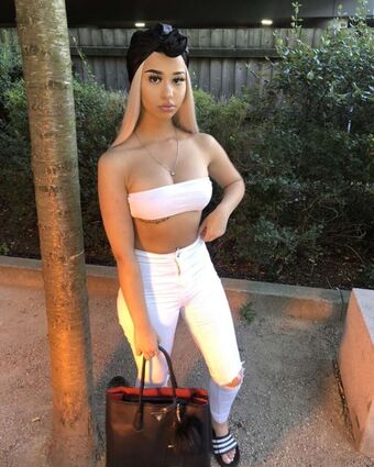 26Hadjar Nøgen Lækager OnlyFans Foto 9