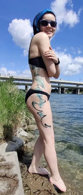 2DKiri Nøgen Lækager OnlyFans Foto 12