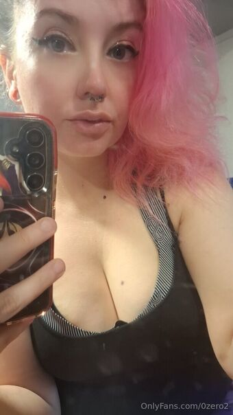 0zero2 Nøgen Lækager OnlyFans Foto 3