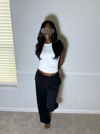 AbbiGilx Nøgen Lækager OnlyFans Foto 123