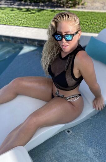 Adrielle Nøgen Lækager OnlyFans Foto 24