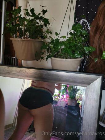 aellaz Nøgen Lækager OnlyFans Foto 1