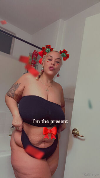 akiliahightower32