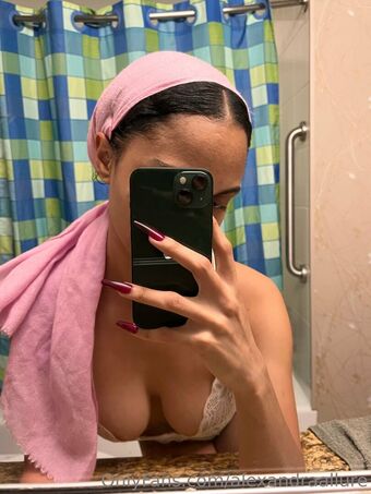 alexandraallure