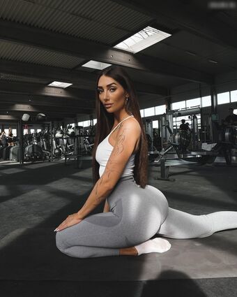 Alia VK