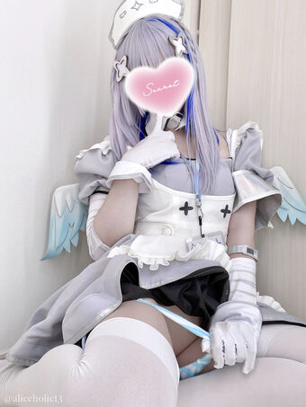 Alice Holic