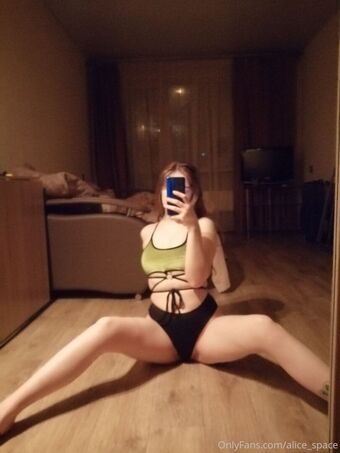alice_space Nøgen Lækager OnlyFans Foto 37