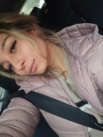 alieness Nøgen Lækager OnlyFans Foto 14