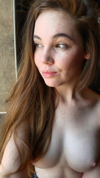 allyson_grey