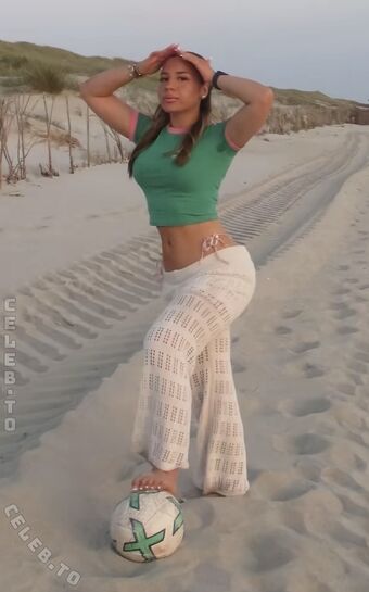 Almahalt Nøgen Lækager OnlyFans Foto 18