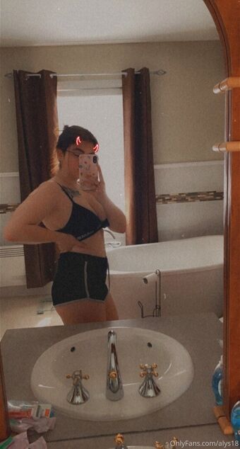 alys18 Nøgen Lækager OnlyFans Foto 7