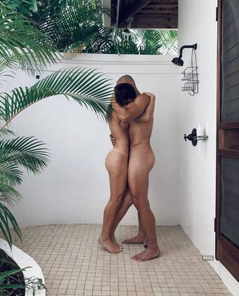 Amanda Cern Nøgen Lækager OnlyFans Foto 2