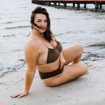 Amber Dawn
