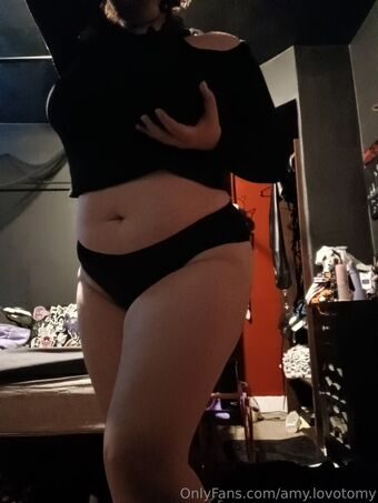 amy.lovotomy Nøgen Lækager OnlyFans Foto 45
