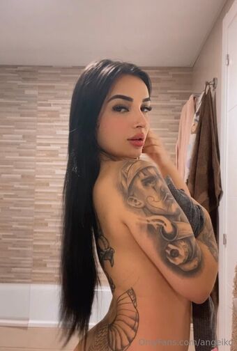 angeiko Nøgen Lækager OnlyFans Foto 2