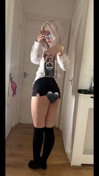 Angelaniela Nøgen Lækager OnlyFans Foto 1