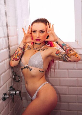 Angie Corine Nøgen Lækager OnlyFans Foto 12