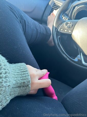 angieebthicc