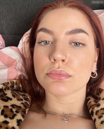 anihilation Nøgen Lækager OnlyFans Foto 4