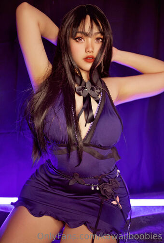 anna_hitomi