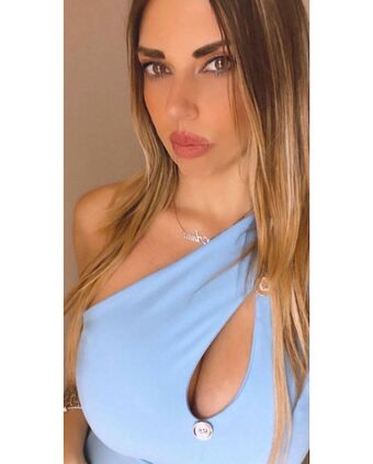 Anna Riano