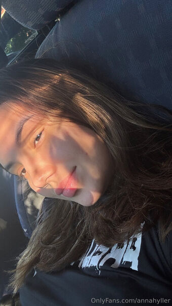 annahyller Nøgen Lækager OnlyFans Foto 14