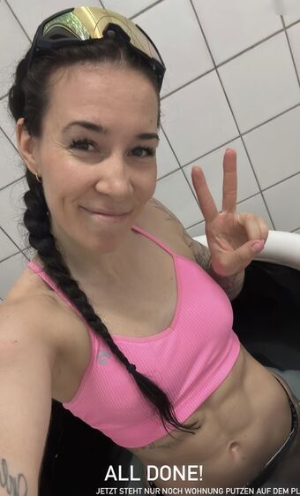 Anne Sauer Nøgen Lækager OnlyFans Foto 17