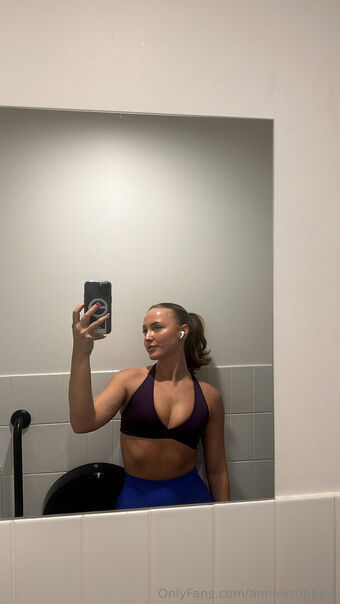 anniekrobbins