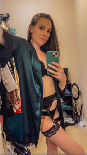 Ansley Ray Nøgen Lækager OnlyFans Foto 3