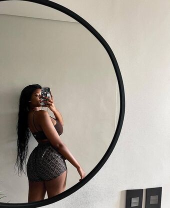 Antoinette Nøgen Lækager OnlyFans Foto 15