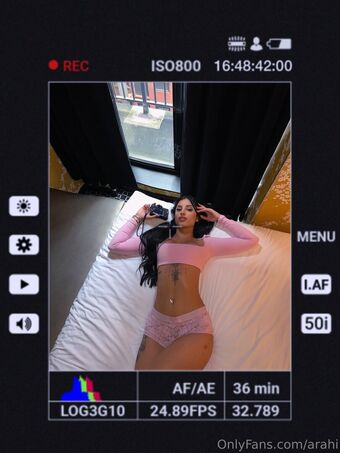 arahi Nøgen Lækager OnlyFans Foto 18