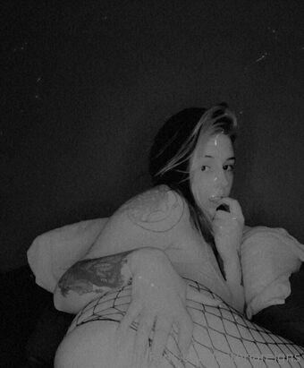 asteriareigns Nøgen Lækager OnlyFans Foto 14