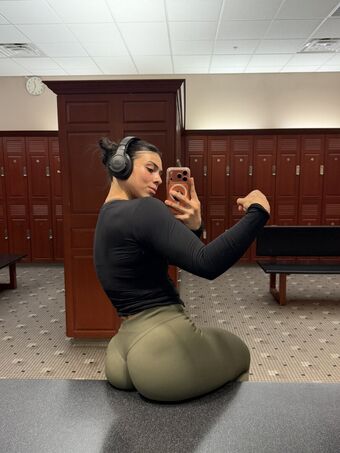 astrival.x Nøgen Lækager OnlyFans Foto 11