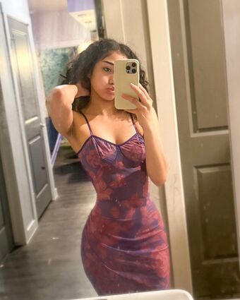 atoviah Nøgen Lækager OnlyFans Foto 3