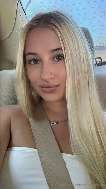 avroralady Nøgen Lækager OnlyFans Foto 29