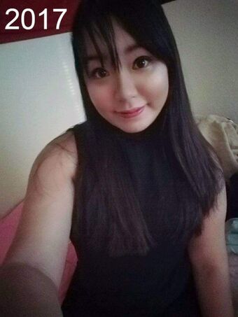 Aznproblems Nøgen Lækager OnlyFans Foto 23