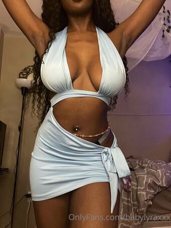 babylyraxx