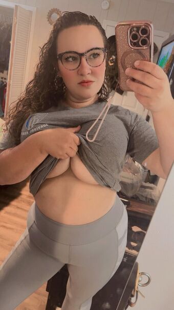 Bad And Beautiful Annie