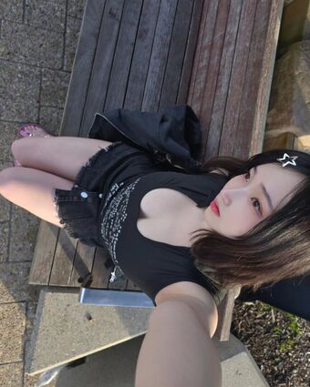 bambi_jesuis Nøgen Lækager OnlyFans Foto 8