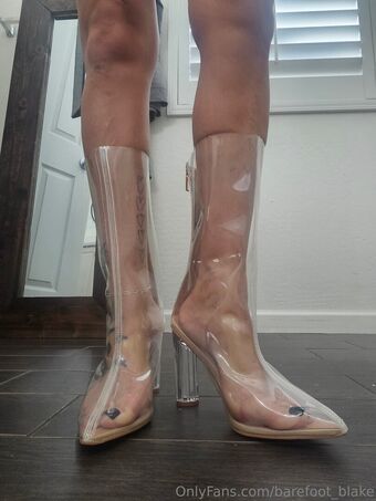 barefoot_blake