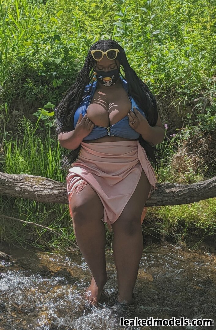 anyuser / bbaka.babe / bbakababe Foto #3