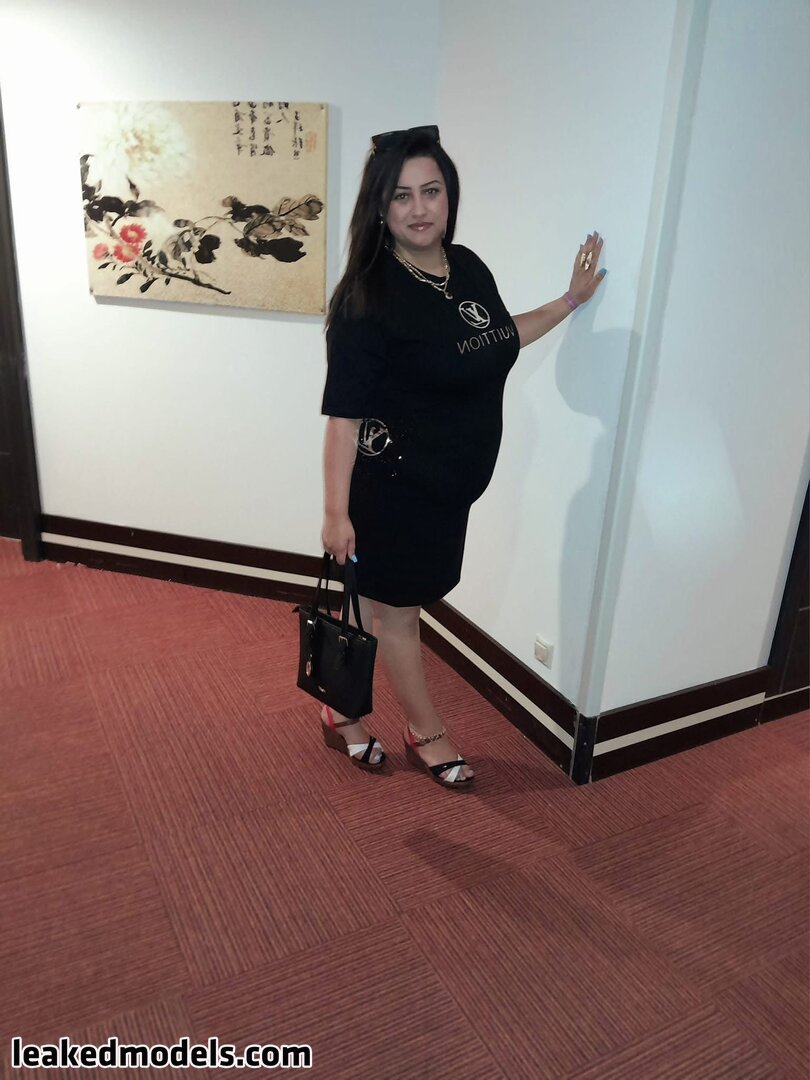 BBW / bbw_layla / chubby / curvy ladies / embersweetsvip / https: / monafaith / norarosejeanxx / vichotflix Foto #23