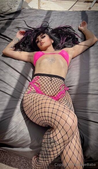 bbyraebae