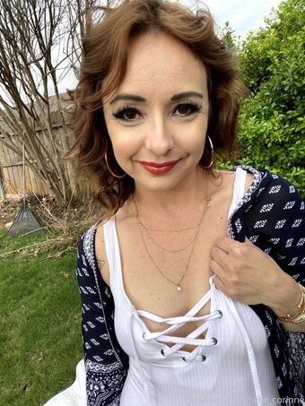 belle_corinne