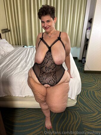 bigbootyasshley