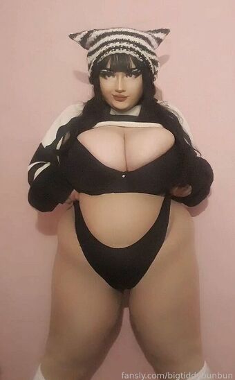 Bigtiddyash