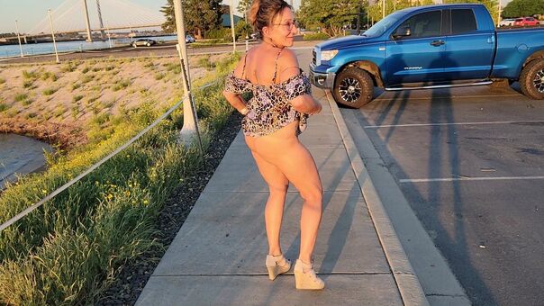 BikiniMilfMom55 Nøgen Lækager OnlyFans Foto 14