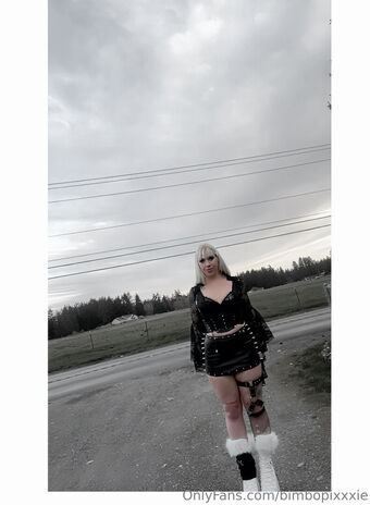 bimbopixxxie