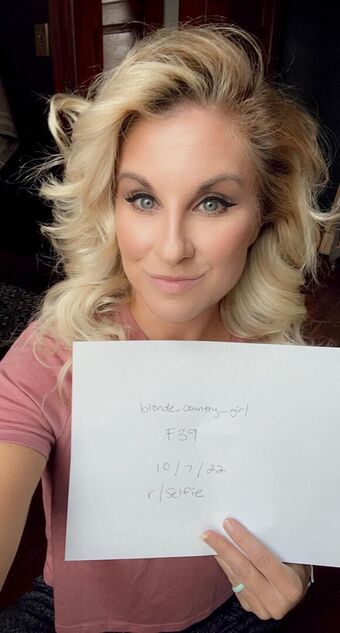 Blonde-Country-Girl